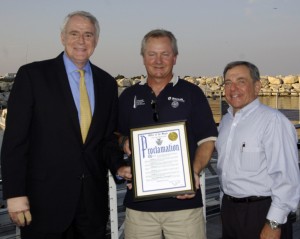 (from left) Mayor Tom Barret, Jim Kerlin, and Ron Hutchinson